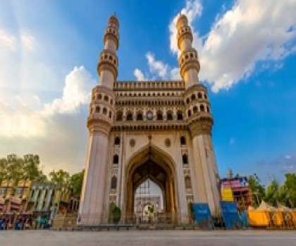 2 Nights-3 Days Highlights of Hyderabad Sightseeing with Ramoji Film City Tour Package by Car
